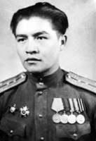 Суюмбаев, Ахматбек Суттубаевич