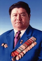 Суюмбаев, Ахматбек Суттубаевич