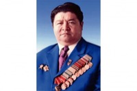 Суюмбаев, Ахматбек Суттубаевич