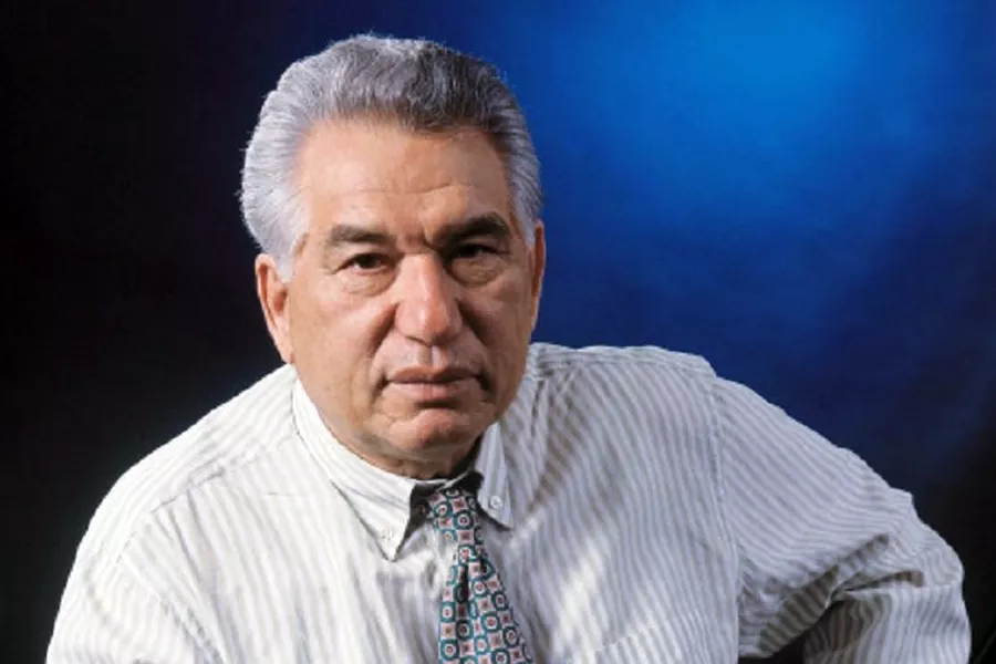 Айтматов, Чингиз Торекулович