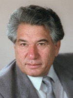 Айтматов, Чингиз Торекулович