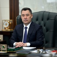 Жапаров, Садыр